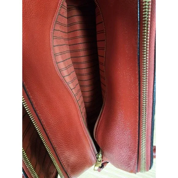 LOUIS VUITTON Authentic Marais MM LV Empreinte Leather Red Handbag Satchel LV - Picture 13 of 16